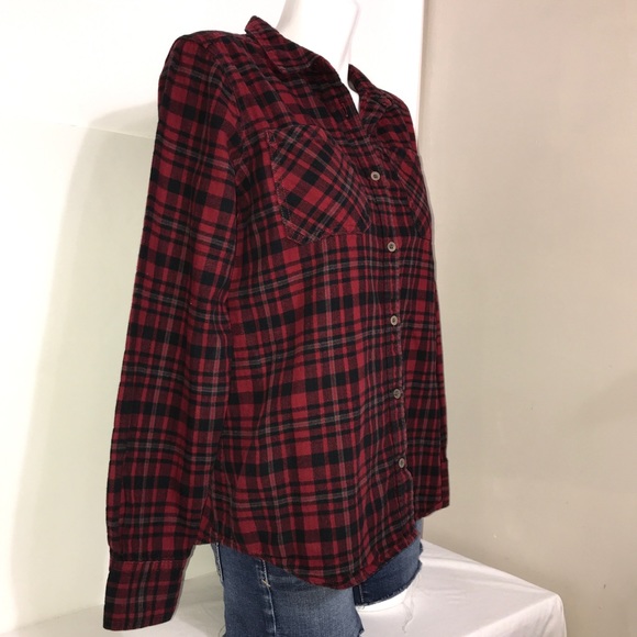 Beaver Canoe Red Black Buffalo Plaid Button Down - Picture 6 of 10